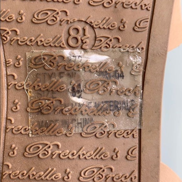 EUC sandals - Picture 3 of 4